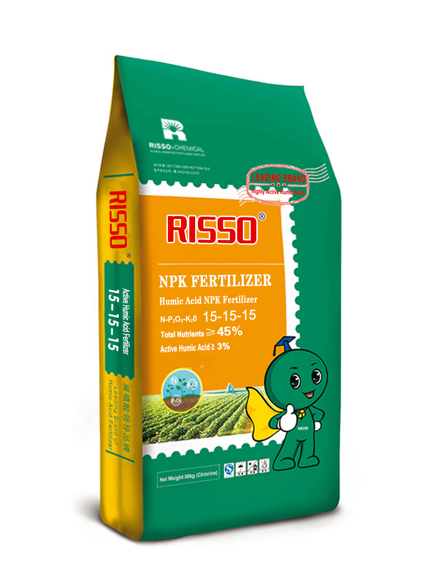 Risso's 15-15-15 Humic Acid NPK Sulfur-Based Fertilizer