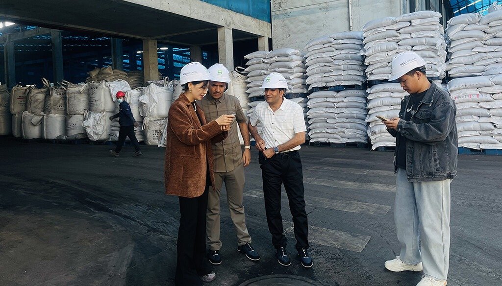Yemeni customers visit Risso Factory2