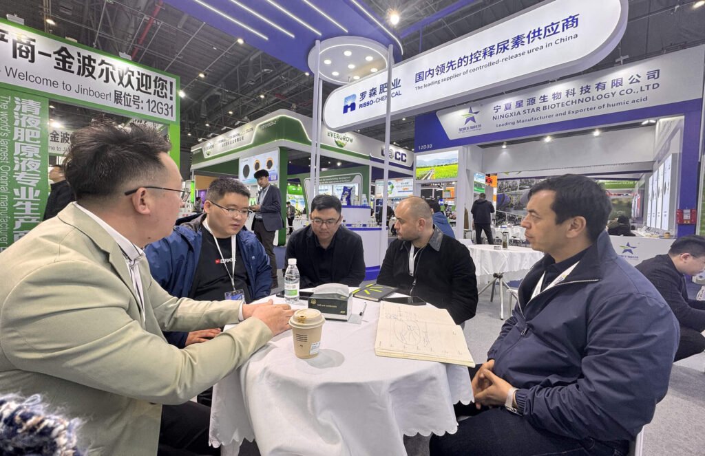 International buyers discuss strategic partnership with Risso Fertilizer