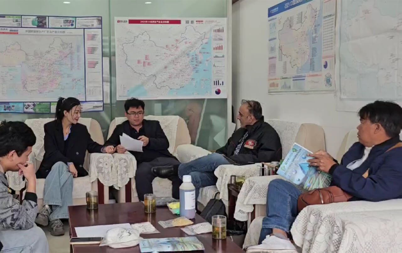 Risso meeting room for negotiation